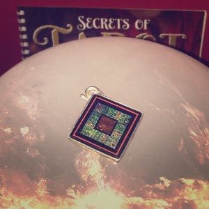 3\$15 925 Silver SGS Pendant